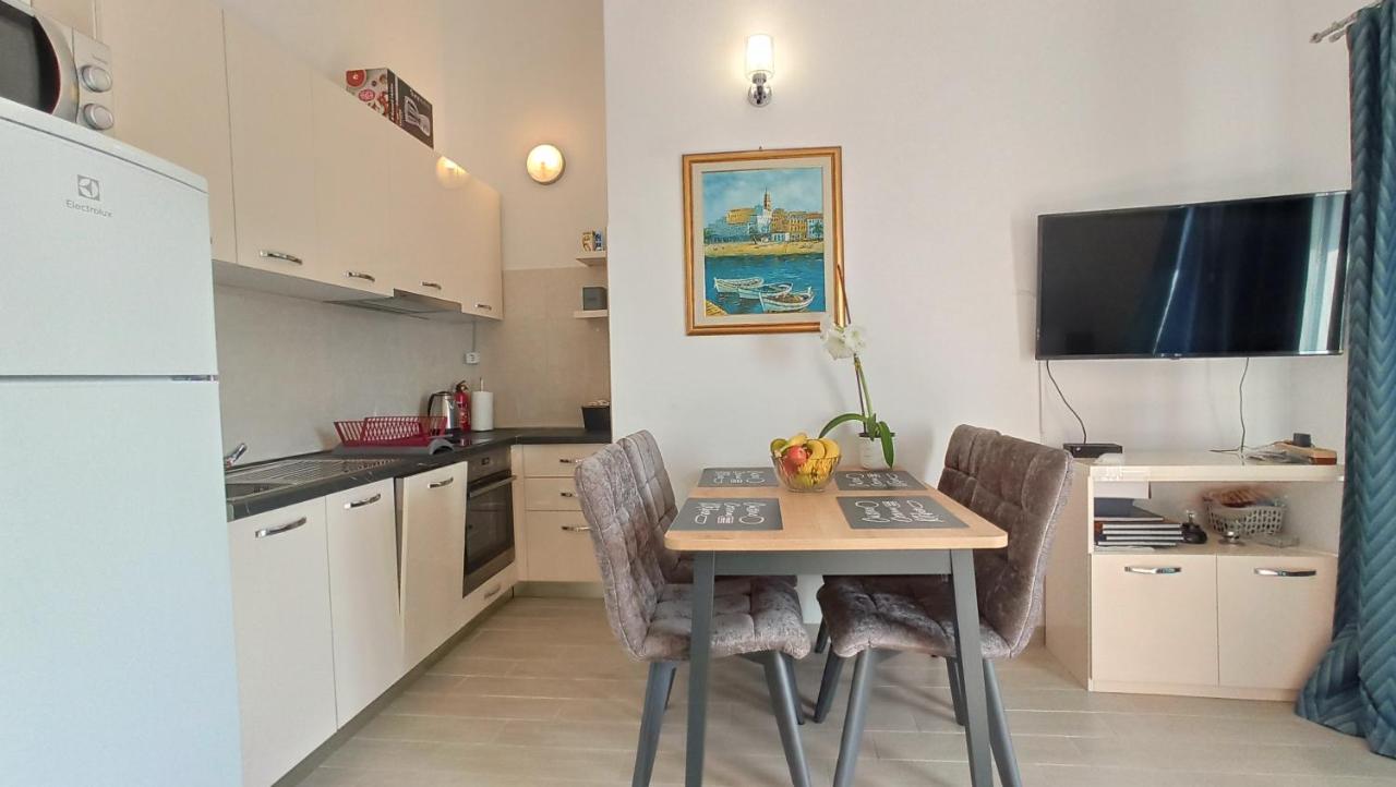 Jakopovic Apartments ロゴズニッツァ エクステリア 写真