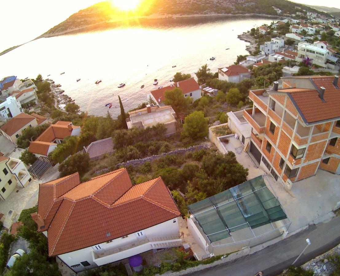 Jakopovic Apartments ロゴズニッツァ エクステリア 写真